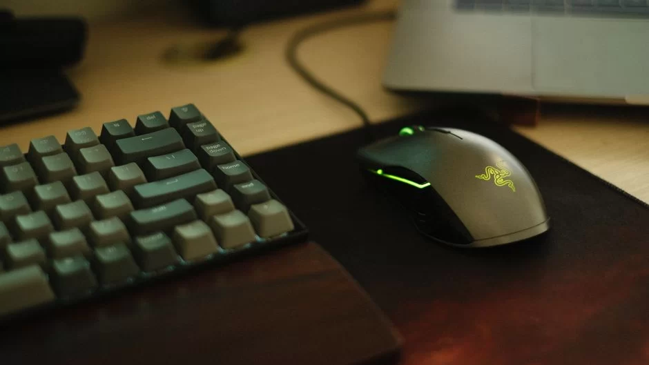 Razer gaming hardware setup editorial de