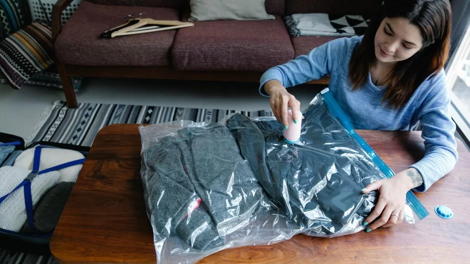 Vacbird vacuum compression storage bags
